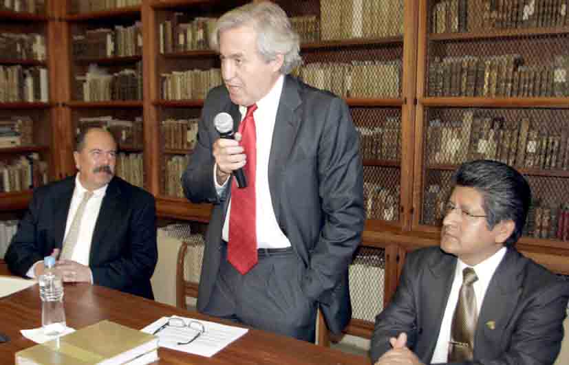Conferencia magistral del ex rector de la Universidad de Salamanca, España,  Ignacio Berdugo Gómez en Oaxaca