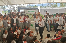 Cientos de jóvenes conocen oferta académica de la UdeC, en Tecomán