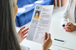 LA UNIVERSIDAD LA SALLE ORIENTA CÓMO OPTIMIZAR EL PERFIL PROFESIONAL FRENTE A LA INTELIGENCIA ARTIFICIAL