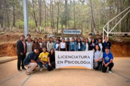 UG y Universidad Intercultural Indígena de Michoacán unen esfuerzos por la salud mental comunitaria en Carapan