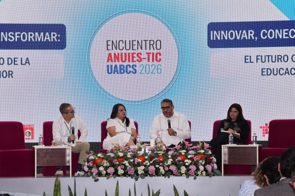 Colocar al ser humano en el centro de la tecnología y transformar el modelo educativo frente a la IA: expertos