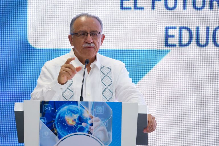 Tecnopolítica y gobernanza solidaria, ejes de la transformación universitaria: ANUIES